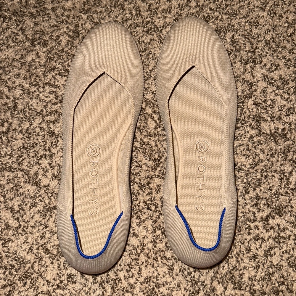 Rothys Ecru Round Toe Ballet Flats Womens Cream Tan Knit Slip On Shoes